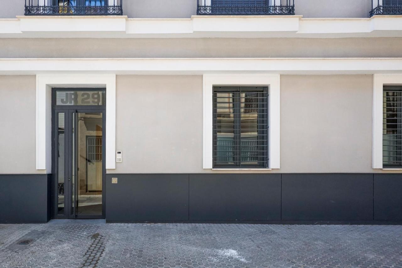Oasis In The Heart Of Seville - 2 Bedroom Apt Екстериор снимка